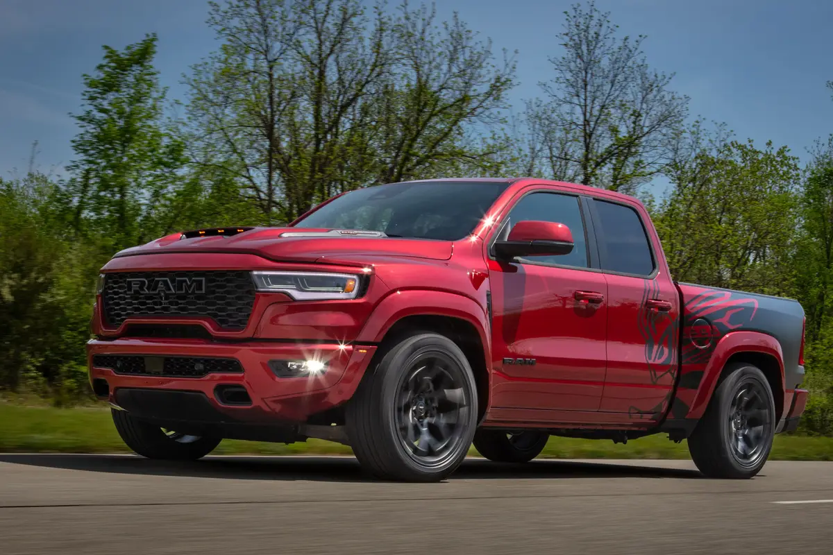 ram 1500 rumble bee 392 2027 exterior oem 15 jpg