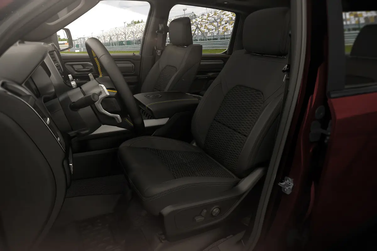 ram 1500 rumble bee 392 2027 interior oem 26 jpg