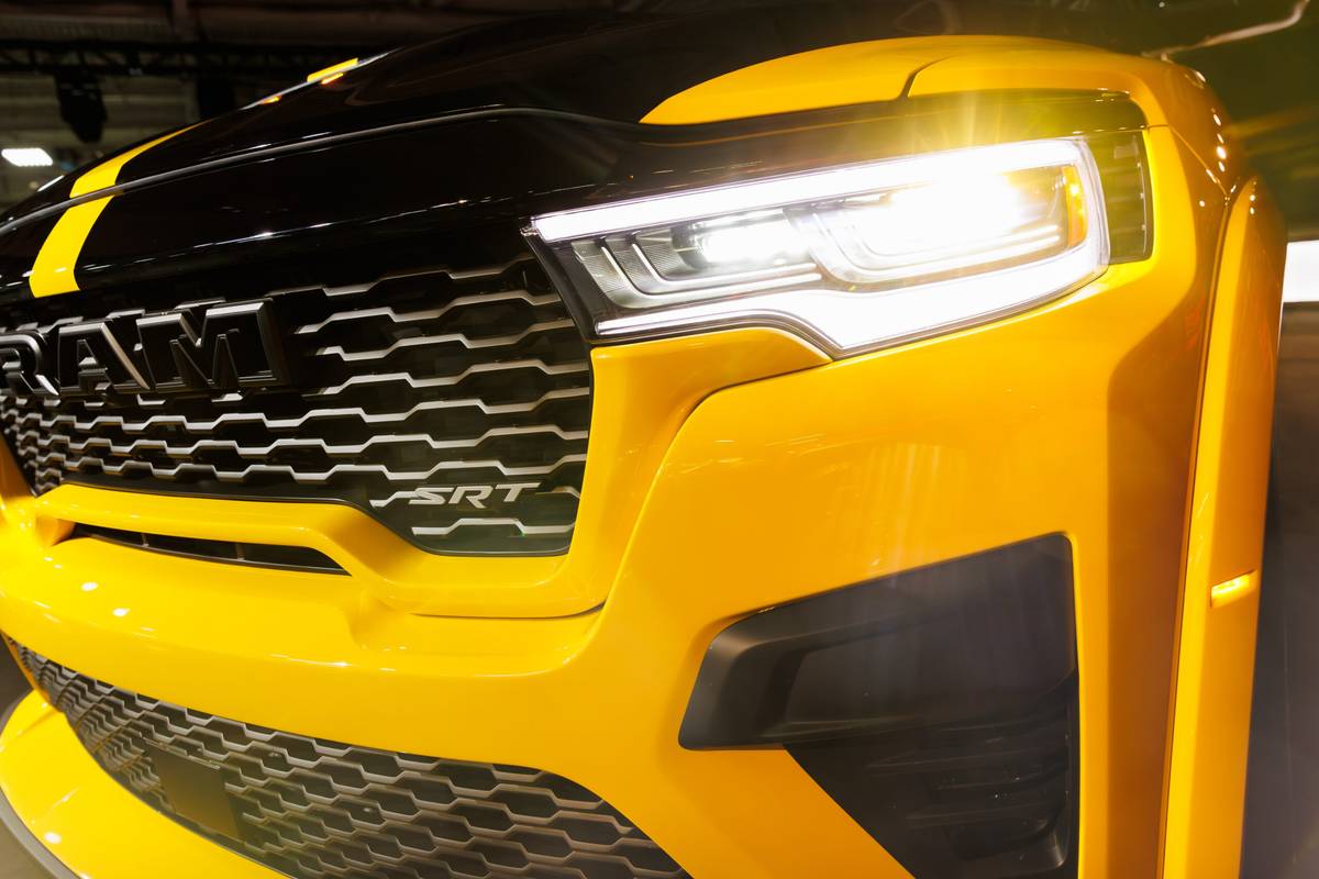 ram 1500 rumble bee srt 2027 07 exterior headlight scaled jpg