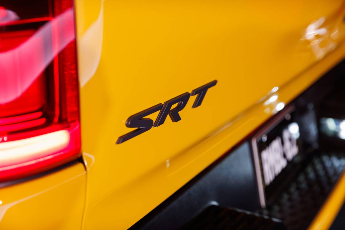 ram 1500 rumble bee srt 2027 16 exterior rear badge scaled jpg