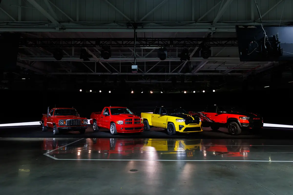 ram 1500 rumble bee srt 2027 30 exterior group scaled jpg