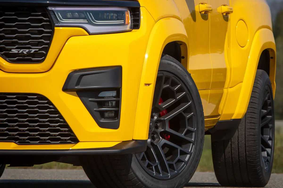 ram 1500 rumble bee srt 2027 exterior oem 36 jpg