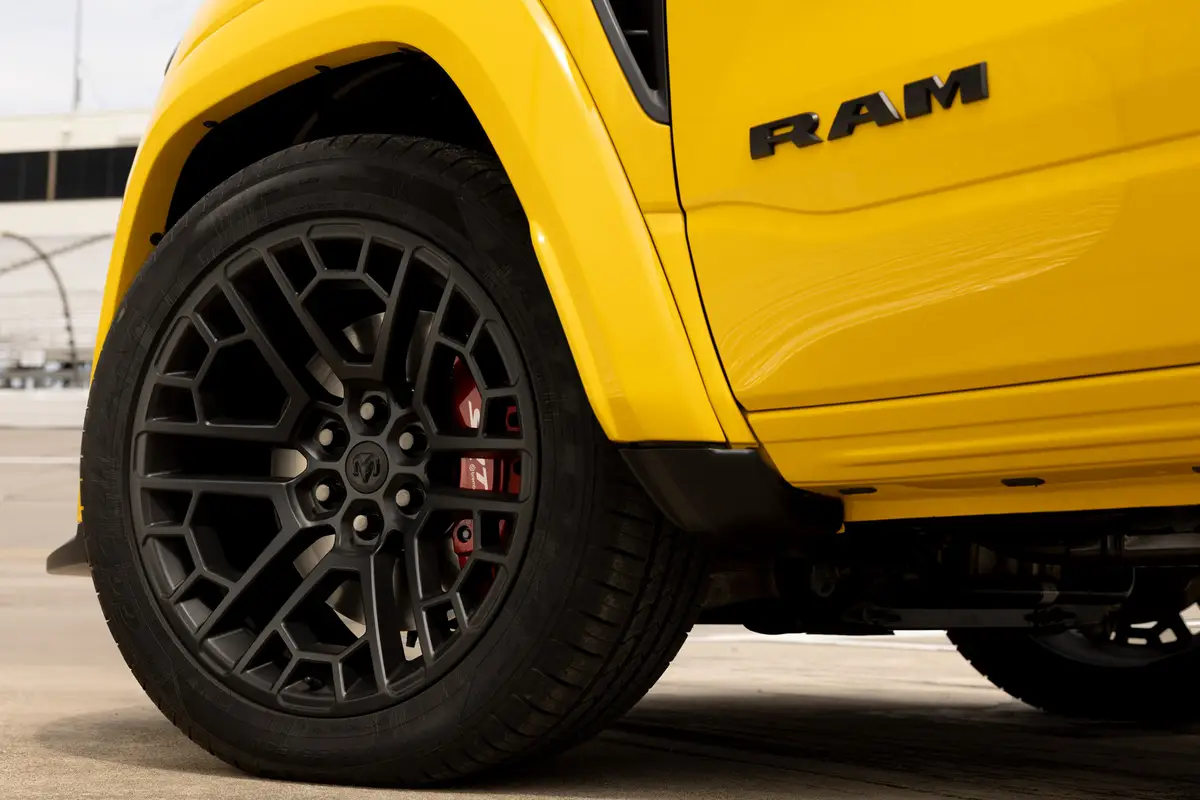 ram 1500 rumble bee srt 2027 exterior oem 42 jpg