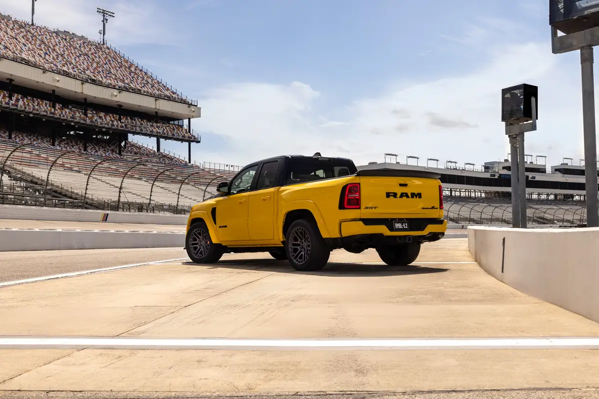 ram 1500 rumble bee srt 2027 exterior oem 52 jpg