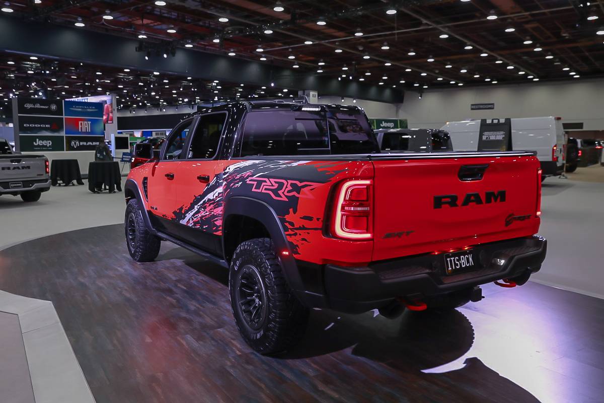 ram 1500 srt trx 2027 13 exterior rear angle jpg