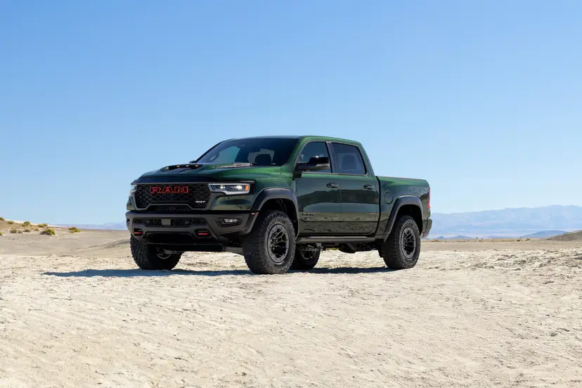 ram-1500-srt-trx-power-wagon-2027-exterior-oem-07