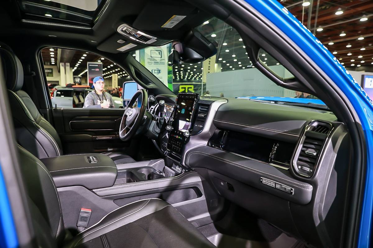 ram 2500 power wagon 2027 16 interior front row jpg