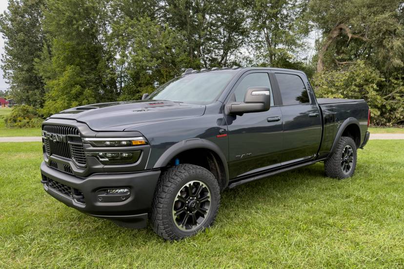 ram-2500-power-wagon-diesel-2027-01-exterior-front-angle