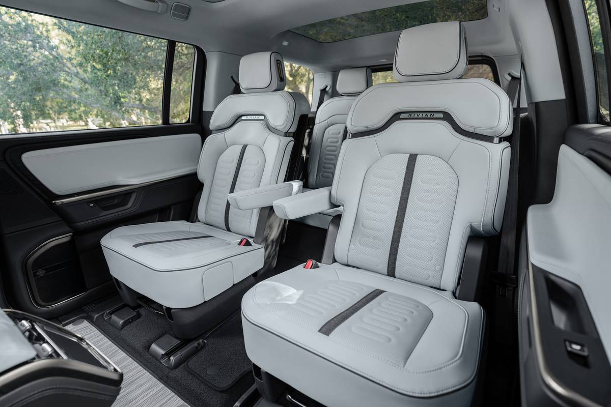 rivian r1s 2027 interior oem 05 scaled jpg