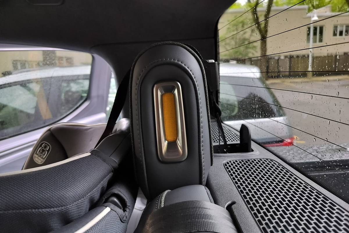 rivian r1t 2024 interior csc 01 jpg
