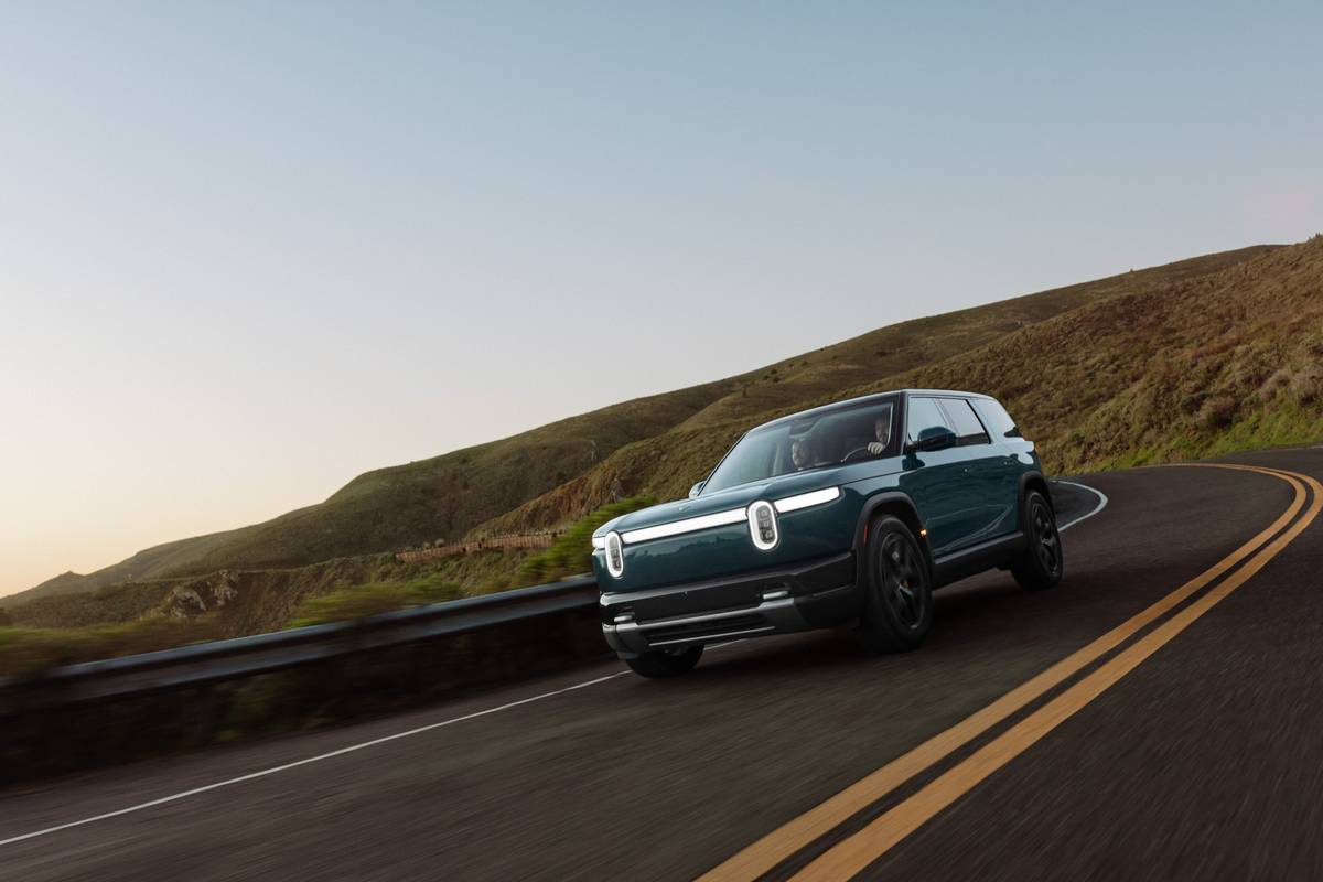 rivian r2 2027 exterior oem 06 jpg