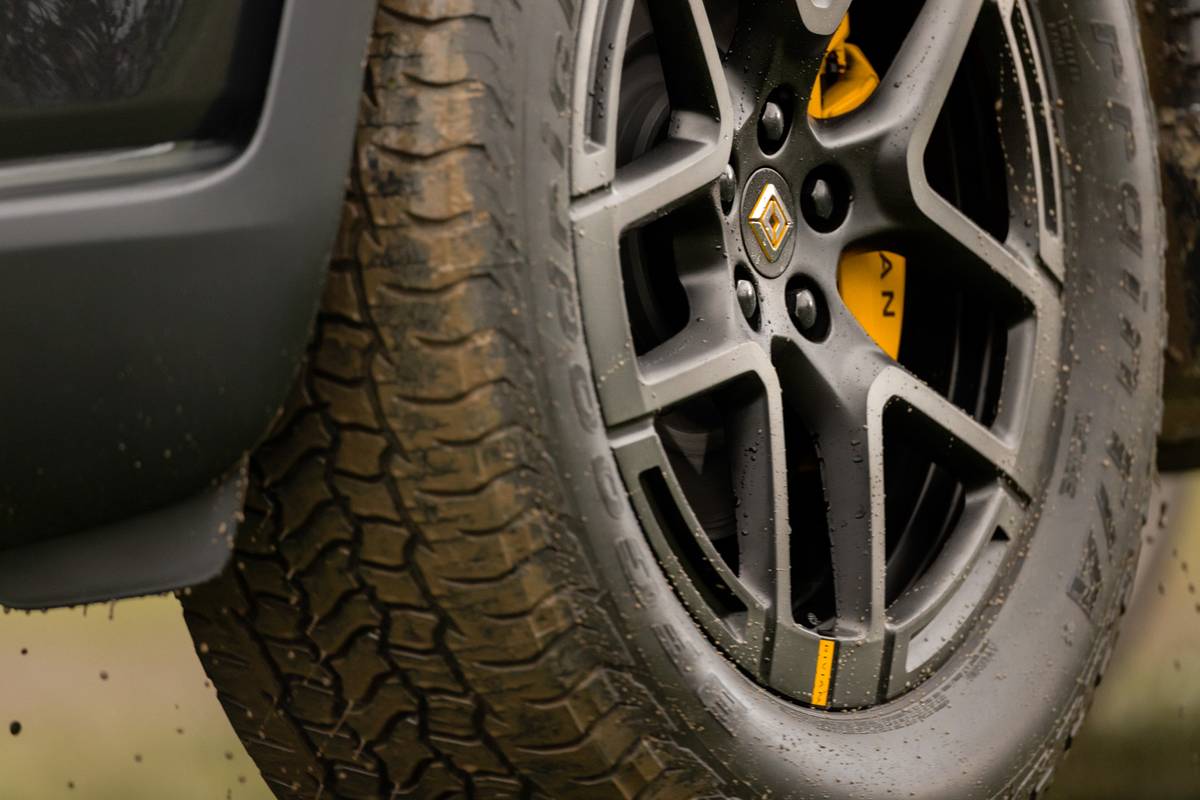 rivian r2 2027 exterior oem 07 jpg