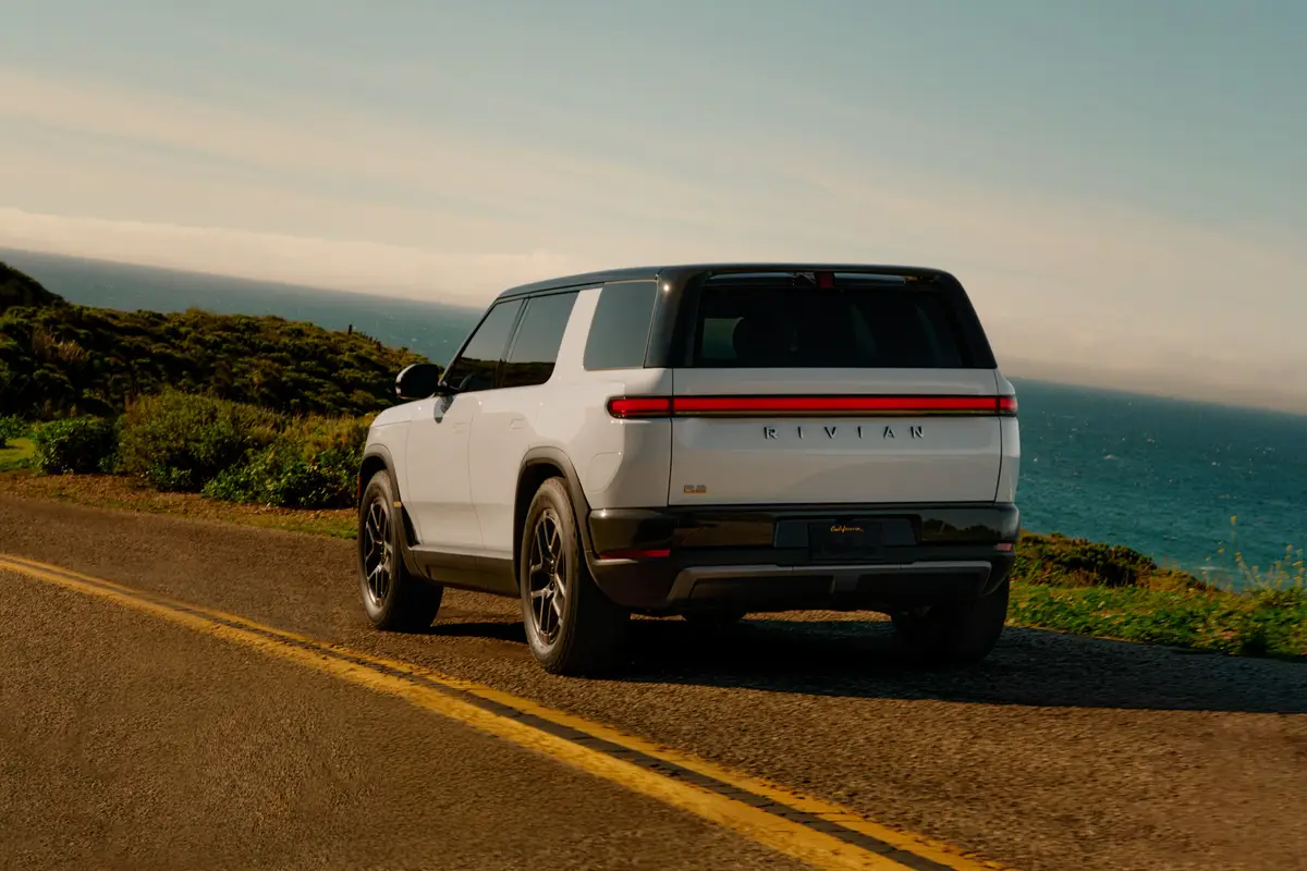 rivian r2 2027 exterior oem 21 jpg