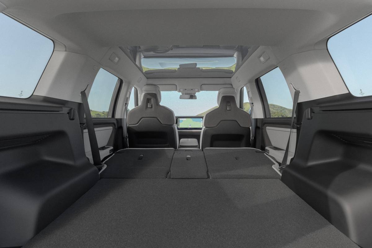 rivian r2 2027 interior oem 30 jpg