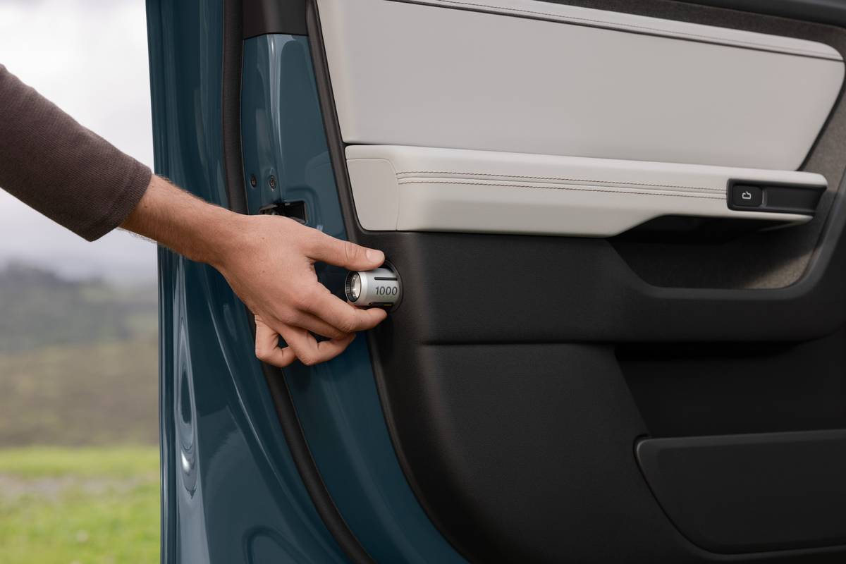 rivian r2 2027 interior oem 31 jpg