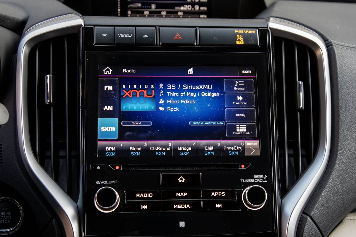 subaru ascent touring awd 2020 27 center stack display interior jpg