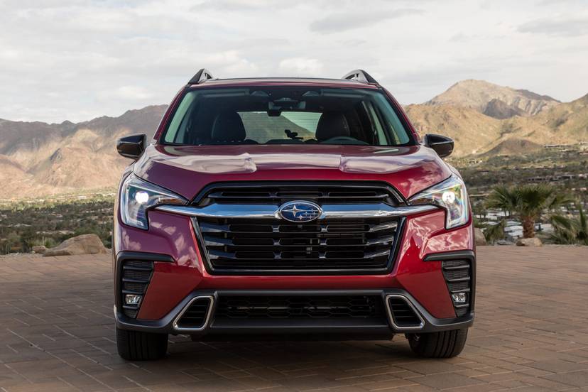 subaru-ascent-touring-awd-2024-04-exterior-front