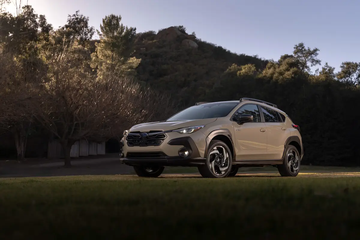 subaru crosstrek hybrid 2026 exterior oem 01 jpg