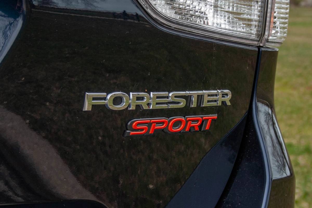 subaru forester sport 2021  08 blue  exterior  model emblem  rear jpg