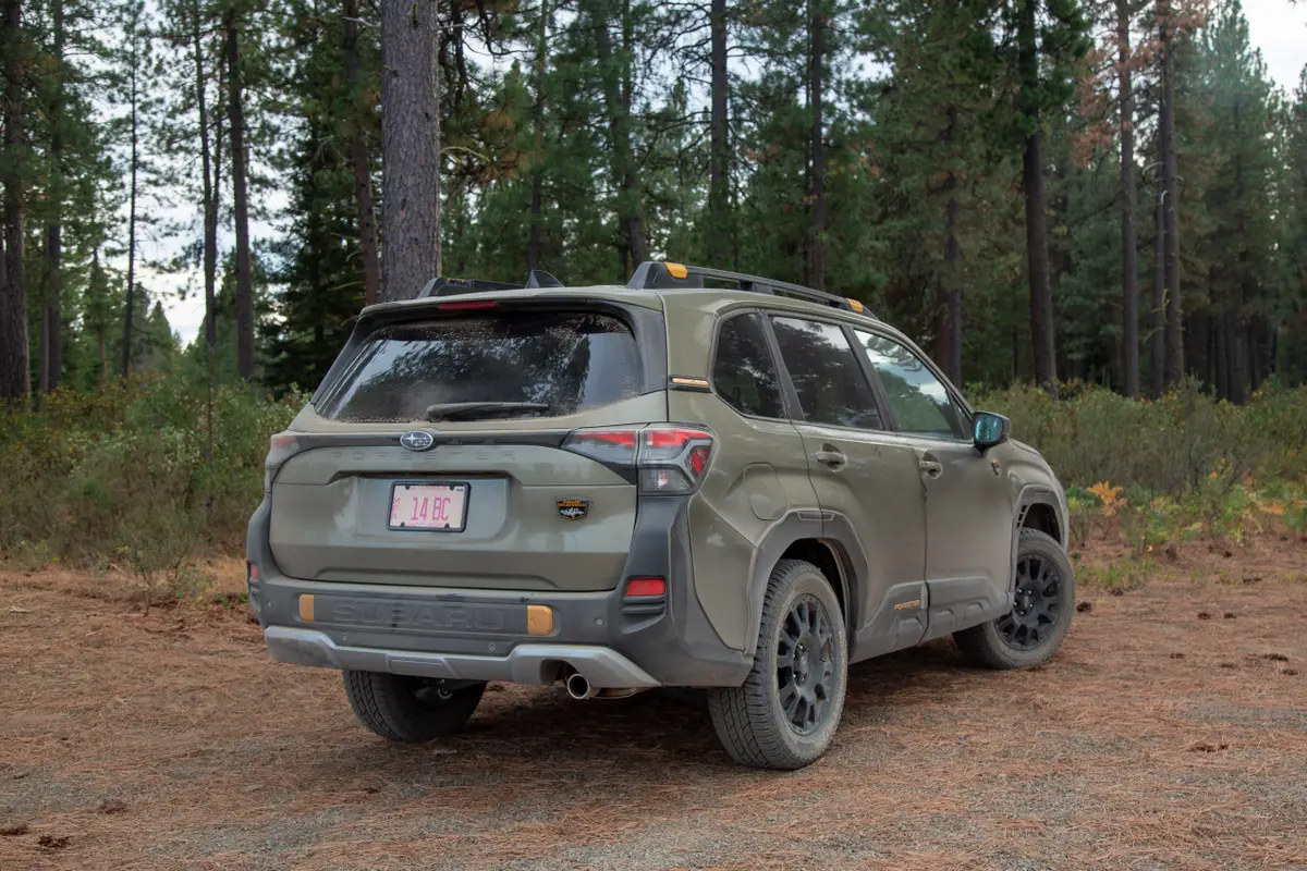 subaru forester wilderness 2026 16 exterior rear angle jpg