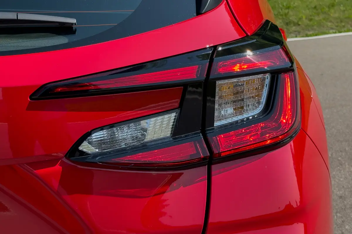 subaru impreza rs 2025 10 exterior taillight scaled jpg
