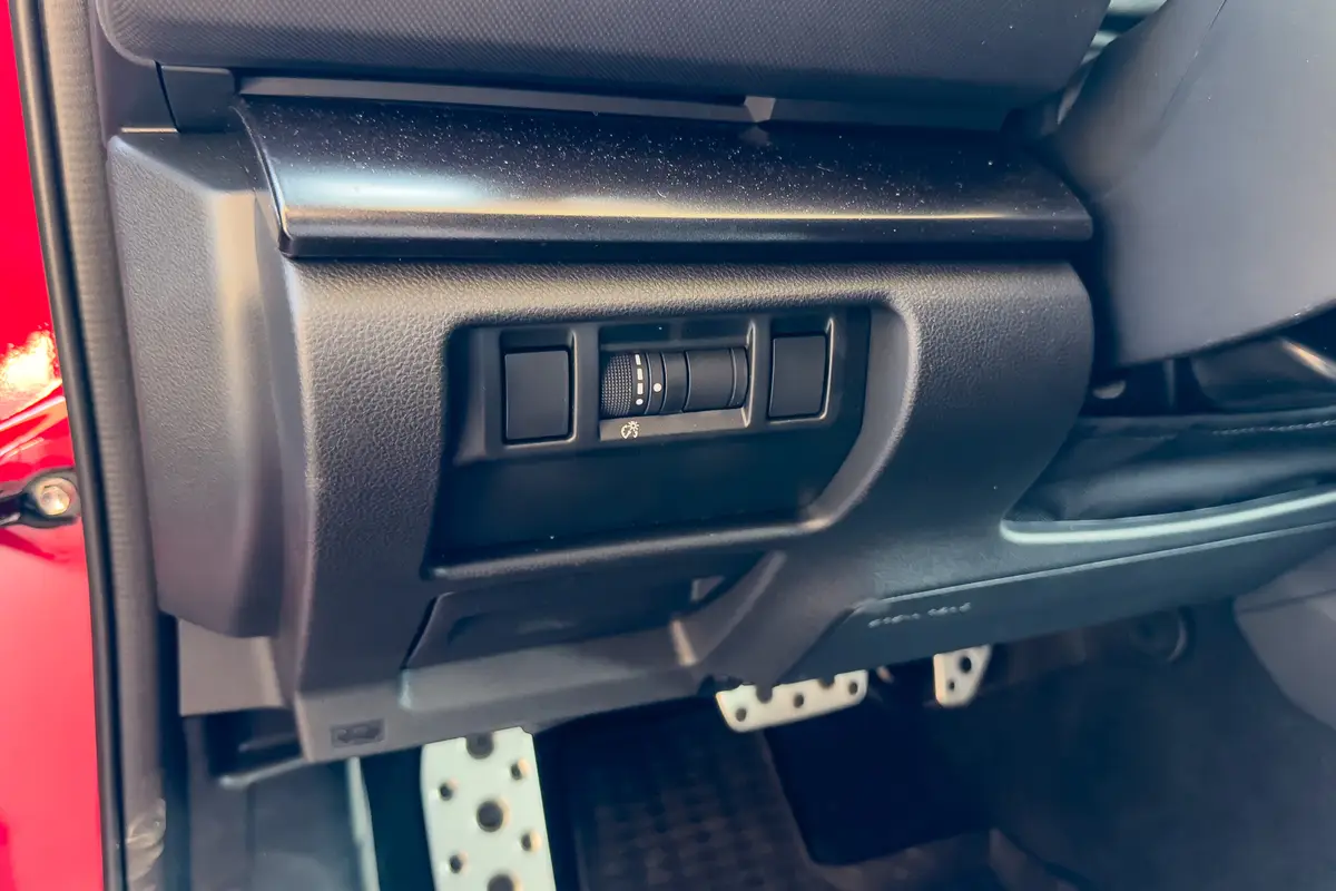 subaru impreza rs 2025 23 interior dashboard controls scaled jpg