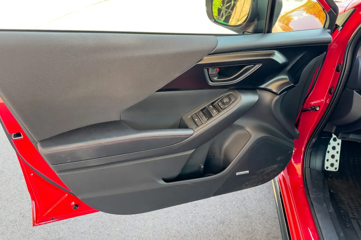 subaru impreza rs 2025 24 interior door scaled jpg