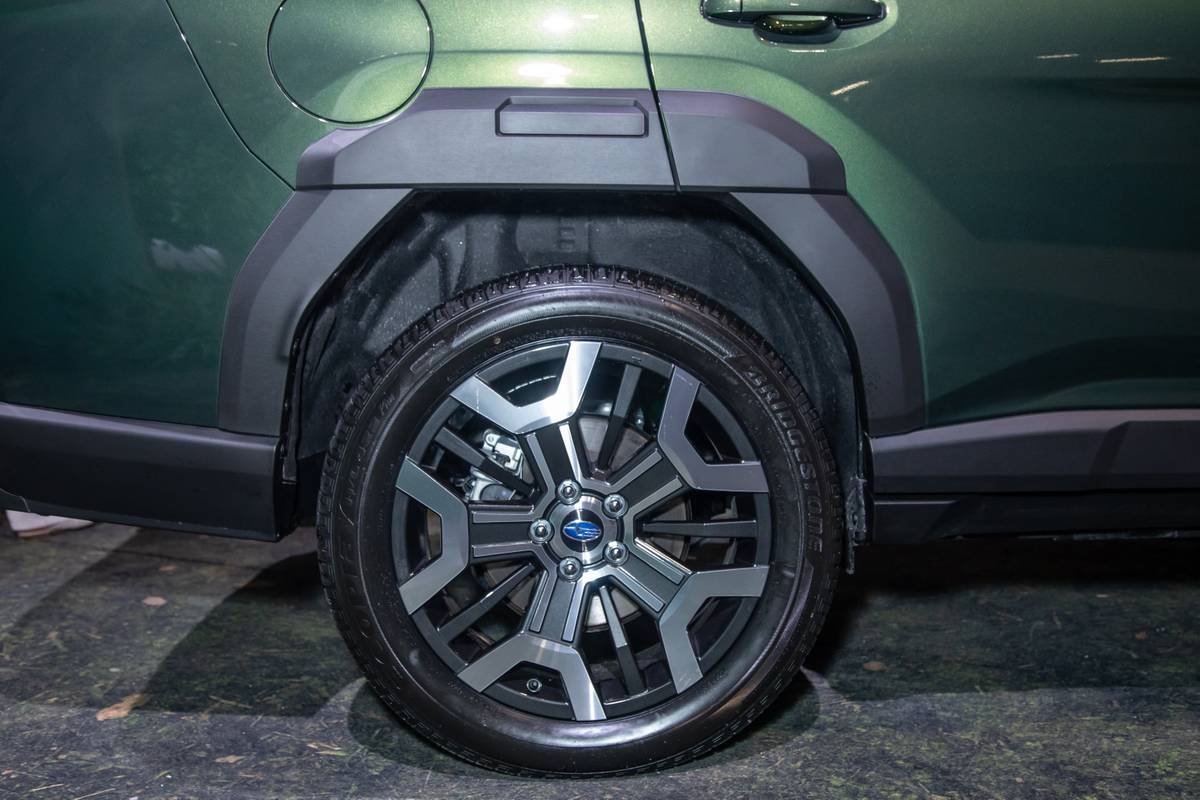 subaru outback 2026 05 exterior wheel cas jpg