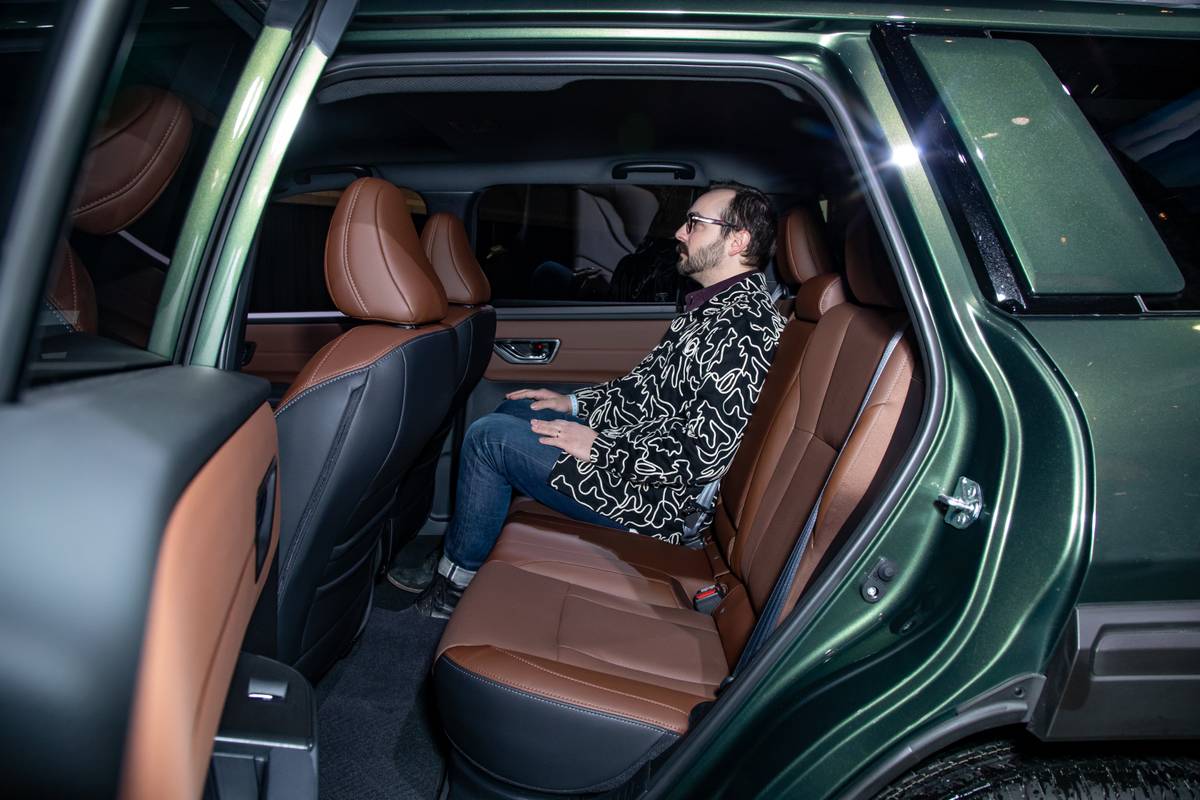 subaru outback 2026 19 interior backseat cas jpg