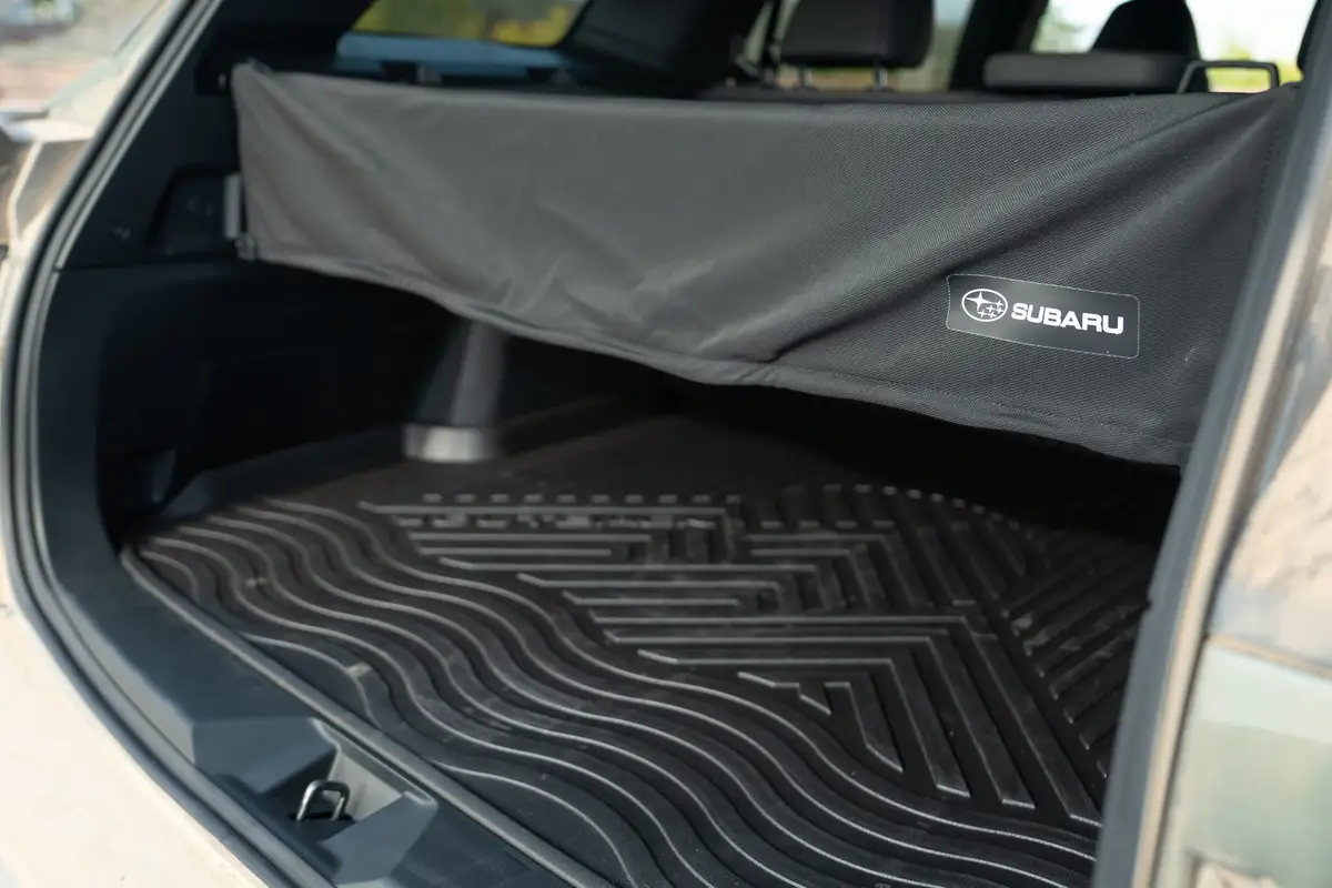 subaru outback 2026 34 interior cargo angle scaled jpg