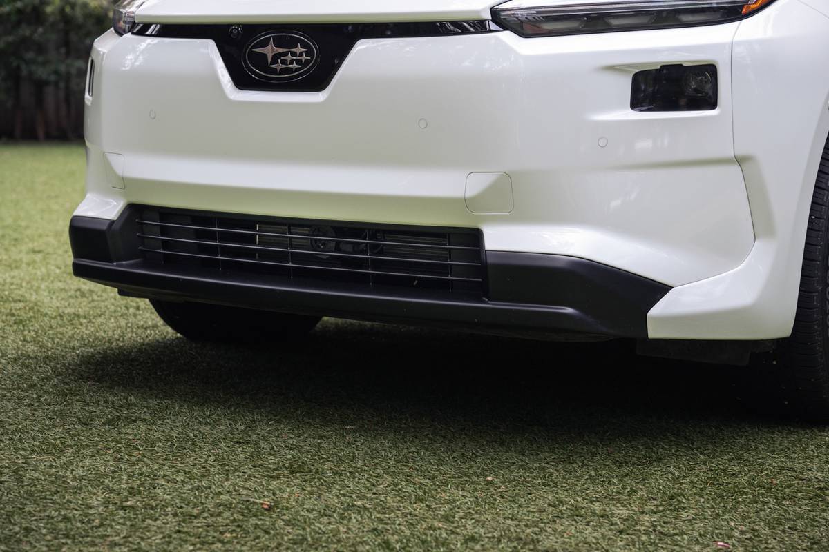 subaru solterra 2026 12 exterior rear jpg