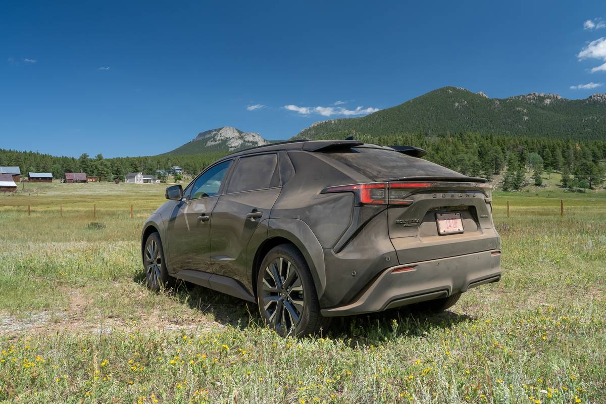 subaru solterra 2026 17 exterior rear angle jpg