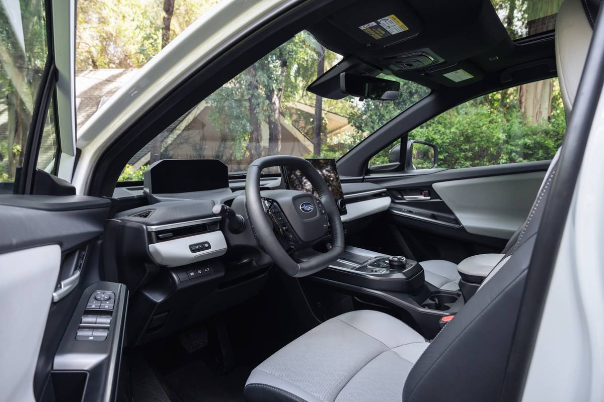 subaru solterra 2026 18 interior front row jpg