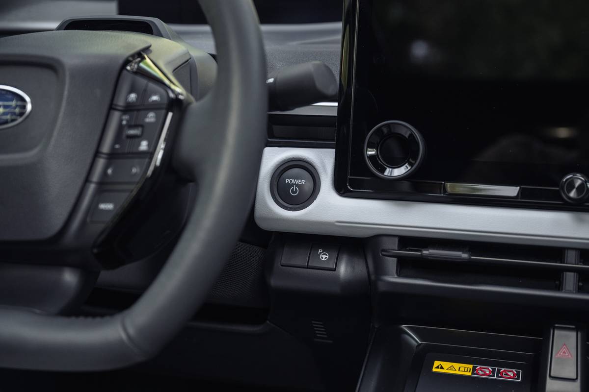 subaru solterra 2026 23 interior start stop jpg