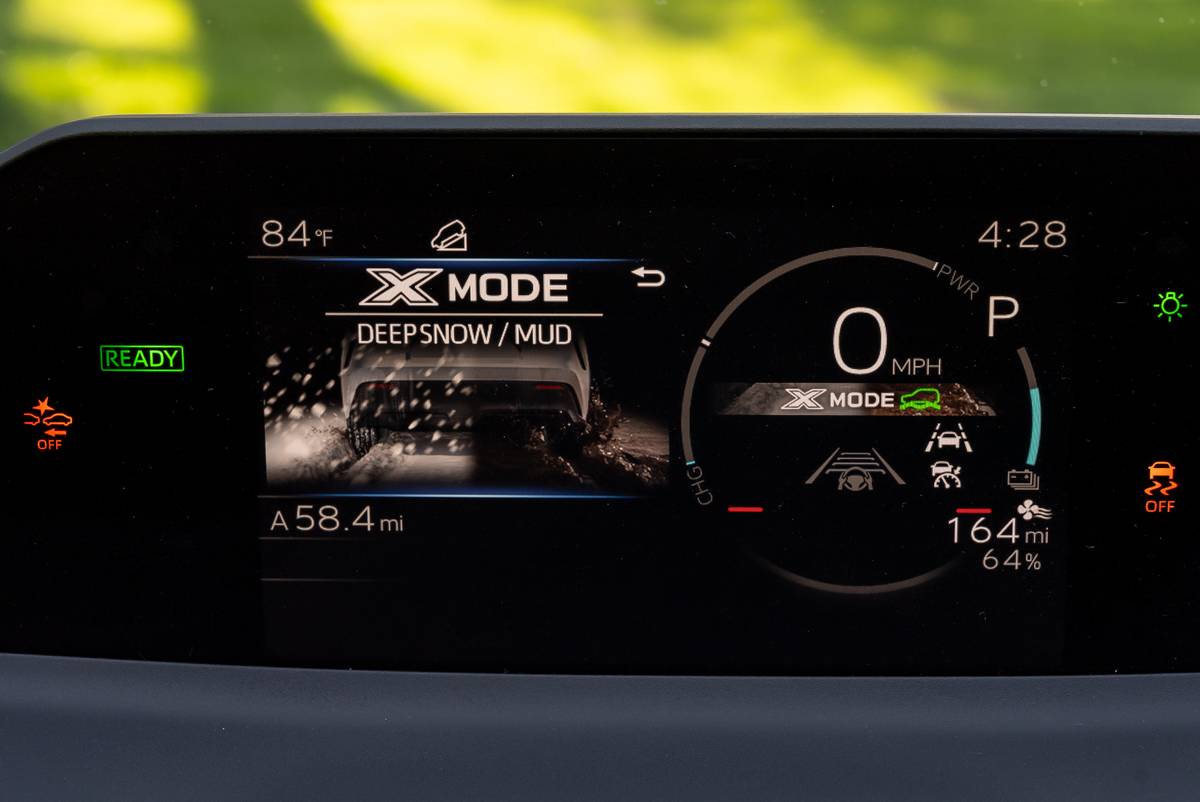 subaru solterra 2026 36 interior instrument panel jpg