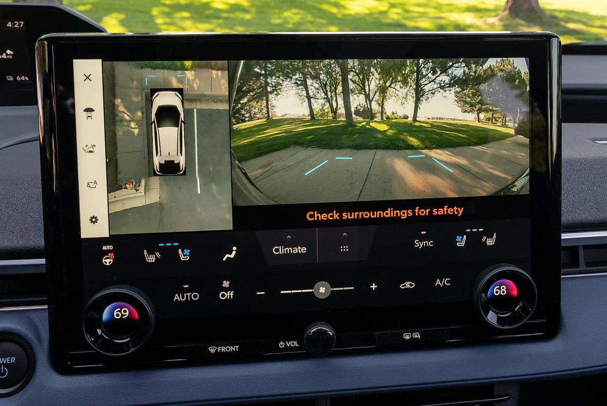 subaru solterra 2026 51 interior center stack display jpg