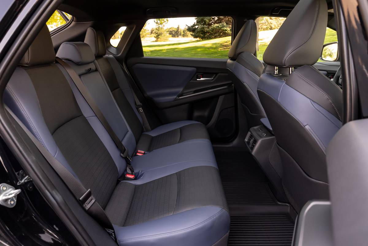 subaru solterra 2026 59 interior backseat jpg