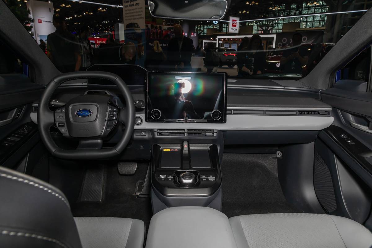 subaru trailseeker 2026 20 interior front row jpg