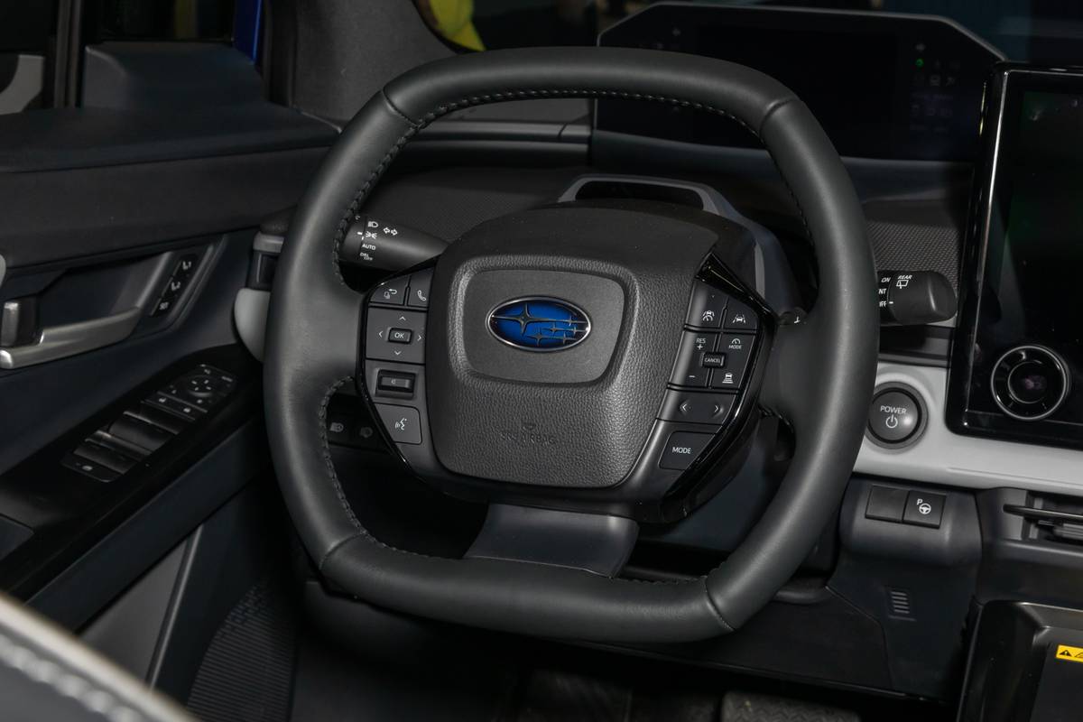 subaru trailseeker 2026 25 interior steering wheel jpg