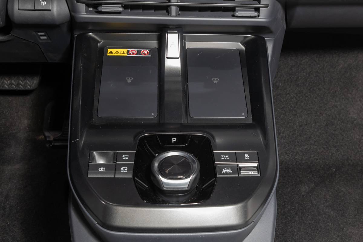 subaru trailseeker 2026 27 interior charge pad jpg
