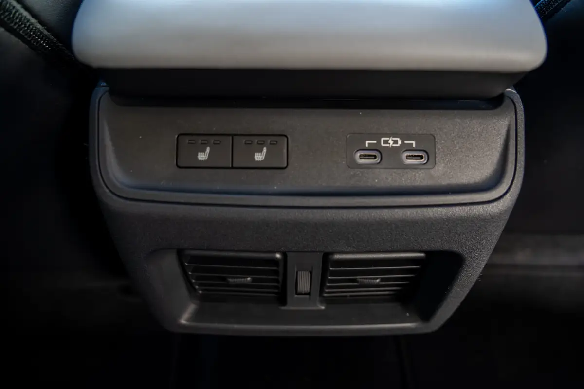 2026 Subaru Uncharted