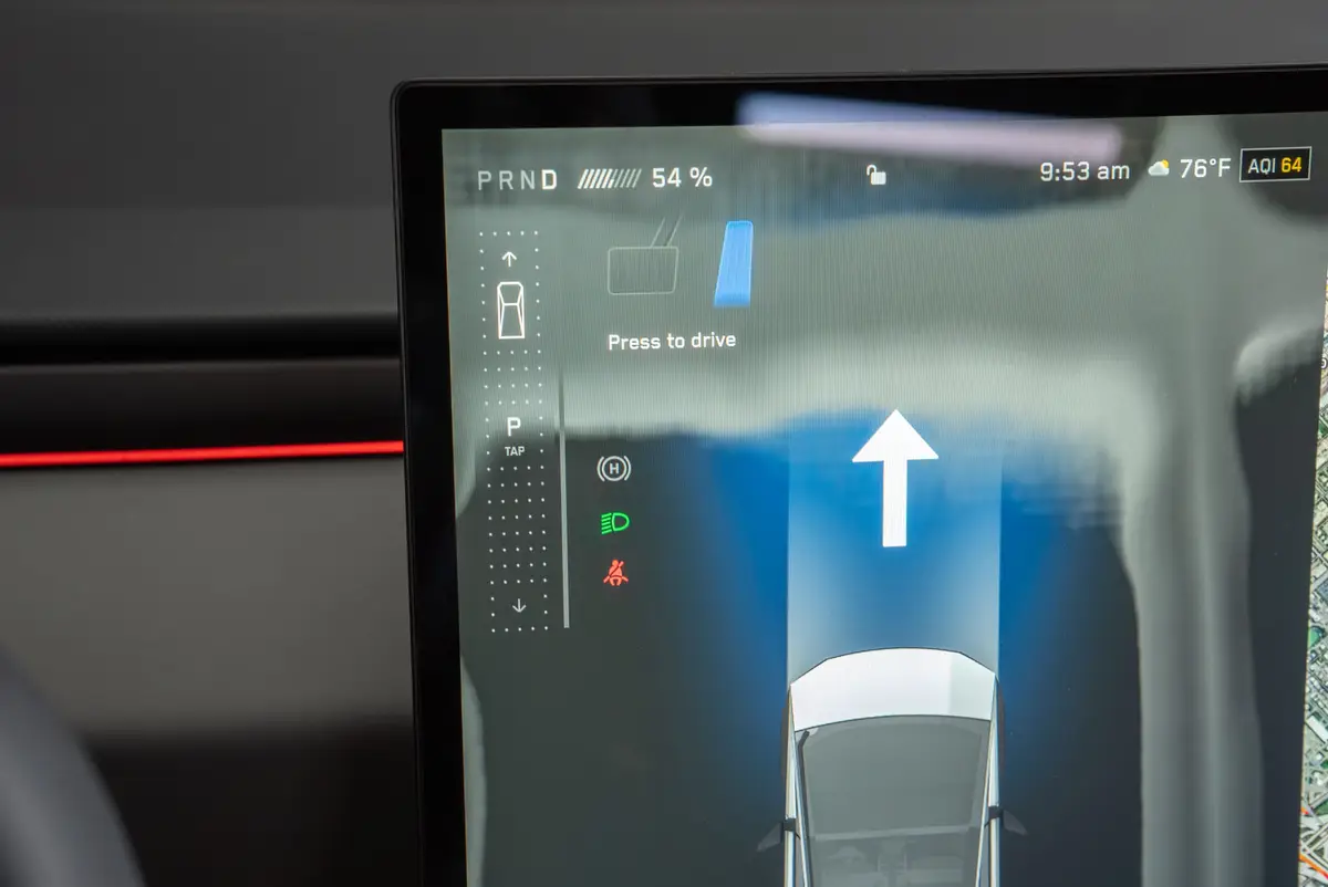 2025 Tesla Cybertruck