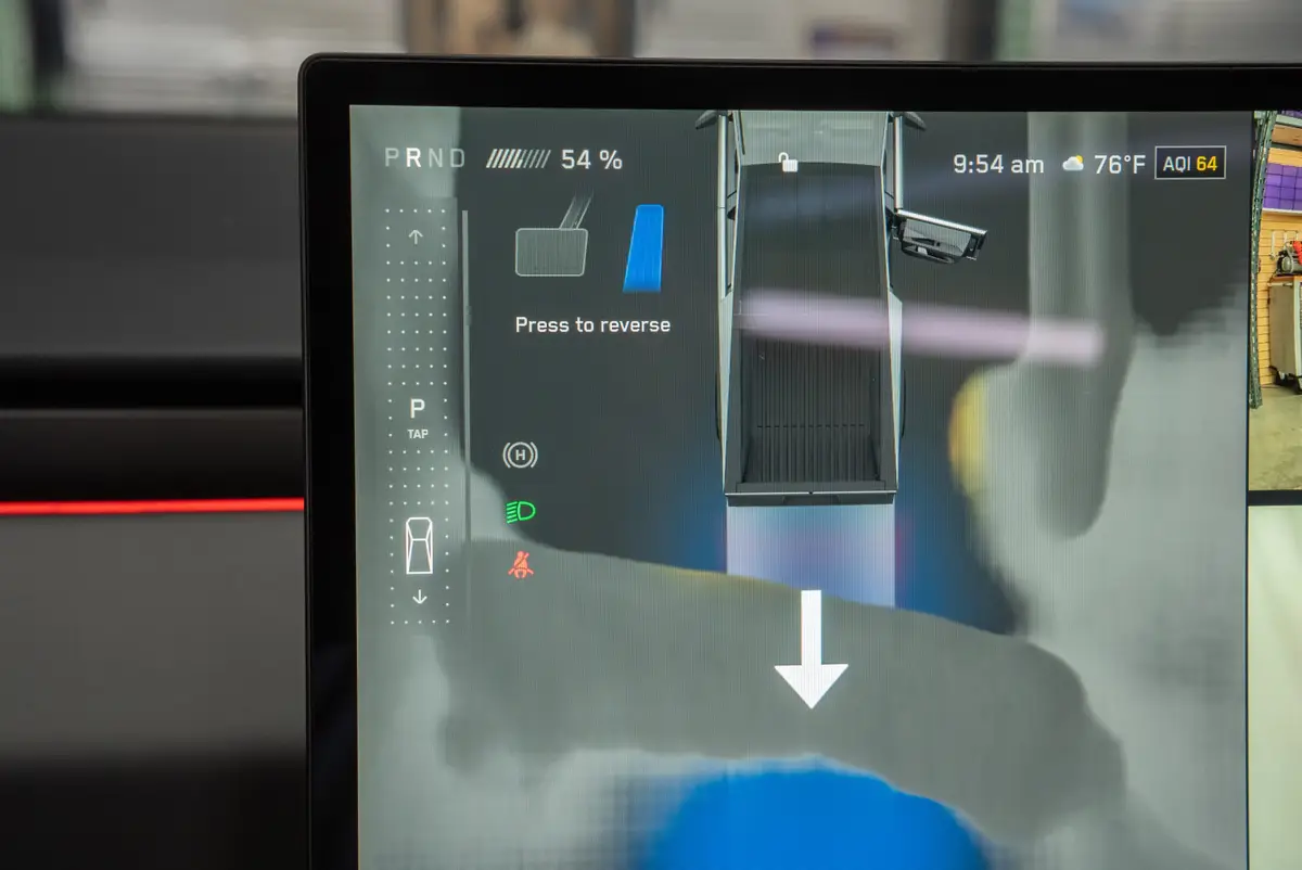 2025 Tesla Cybertruck