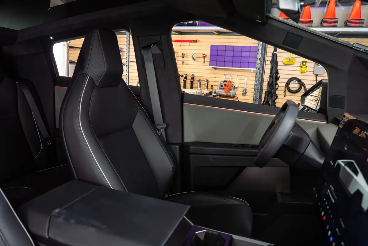 2025 Tesla Cybertruck
