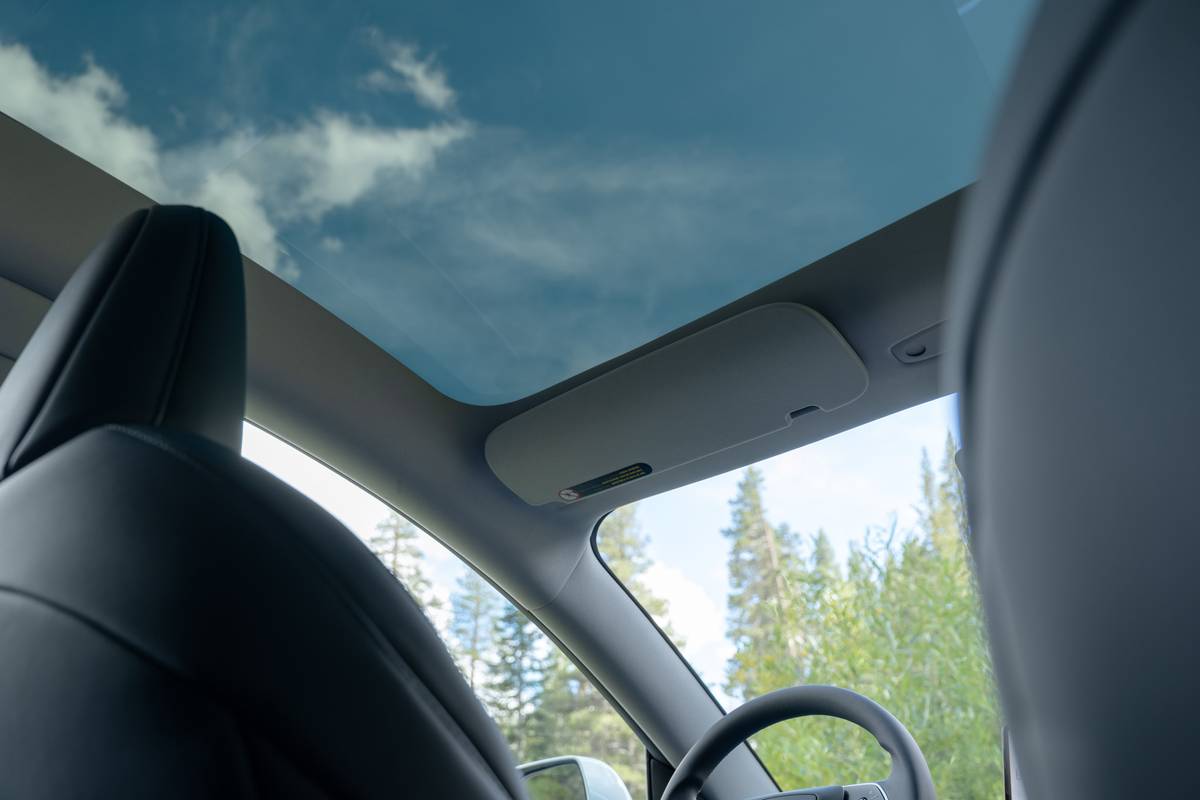 tesla model 3 2026 interior oem 02 jpg