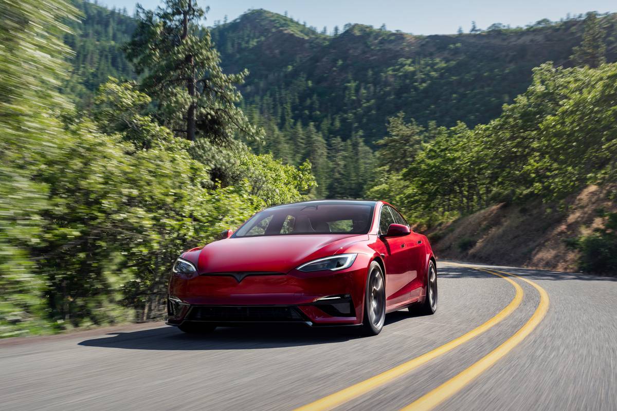 tesla model s 2025 exterior oem 08 jpg