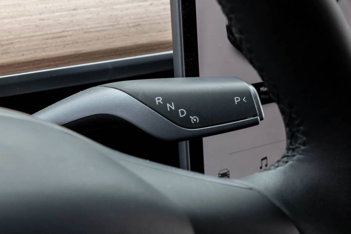 tesla model y 2021 20 controls  front row  gearshift  interior  steering wheel jpg