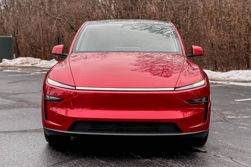 tesla-model-y-launch-edition-2026-04-exterior-front
