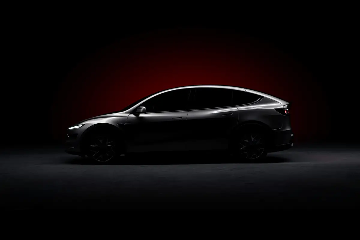 tesla model yl 2026 exterior oem 02 jpg