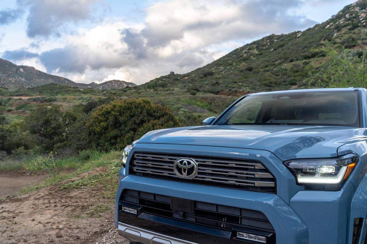 2025 Toyota 4Runner Specs, Price, MPG & Reviews